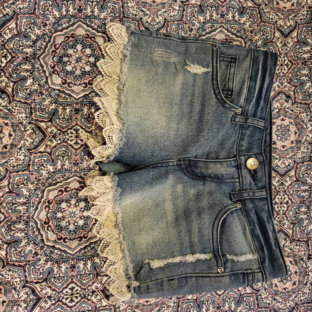 Size 8 kidpik Jean shorts for girls